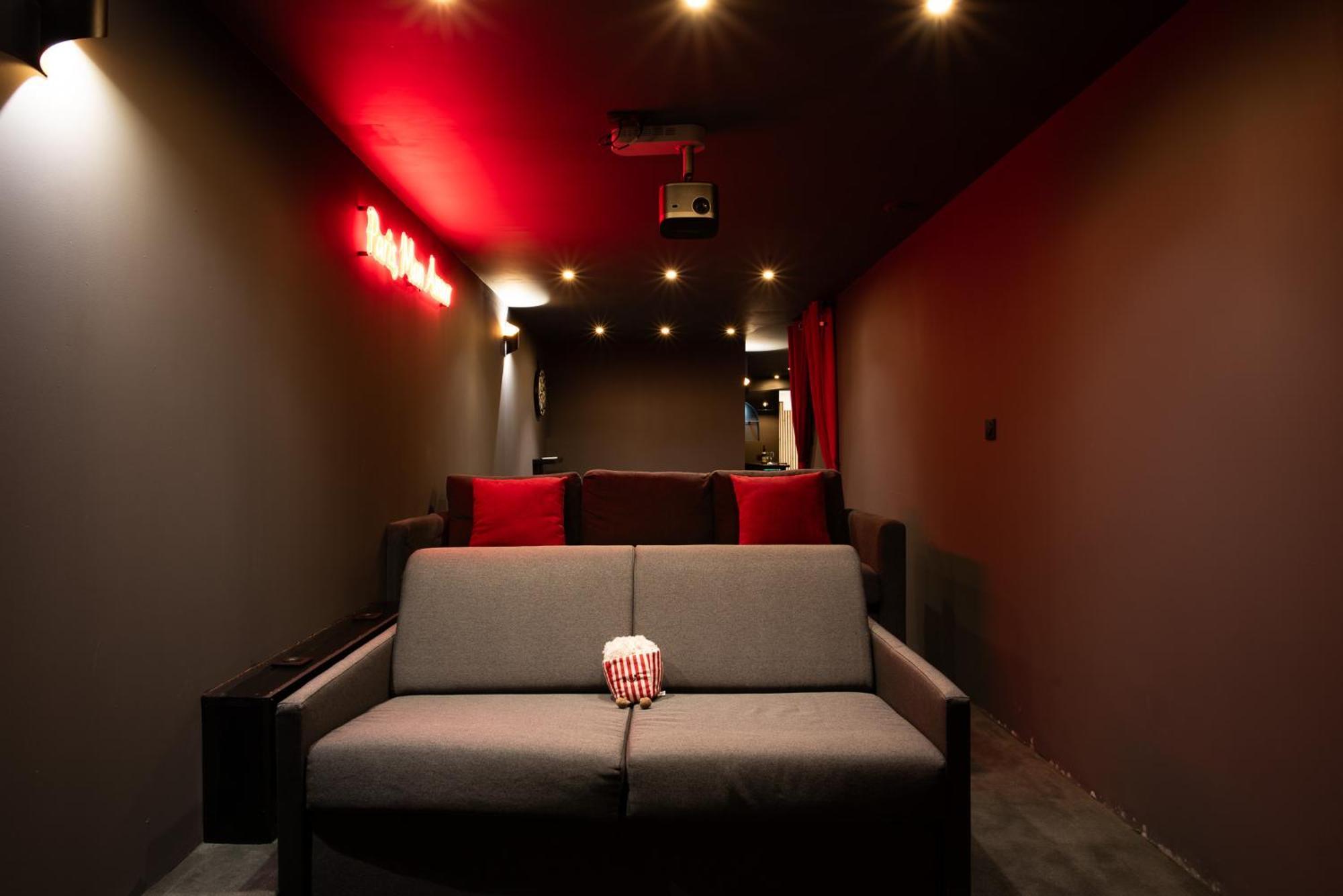 Duplex Cinema I Luxe Collection *