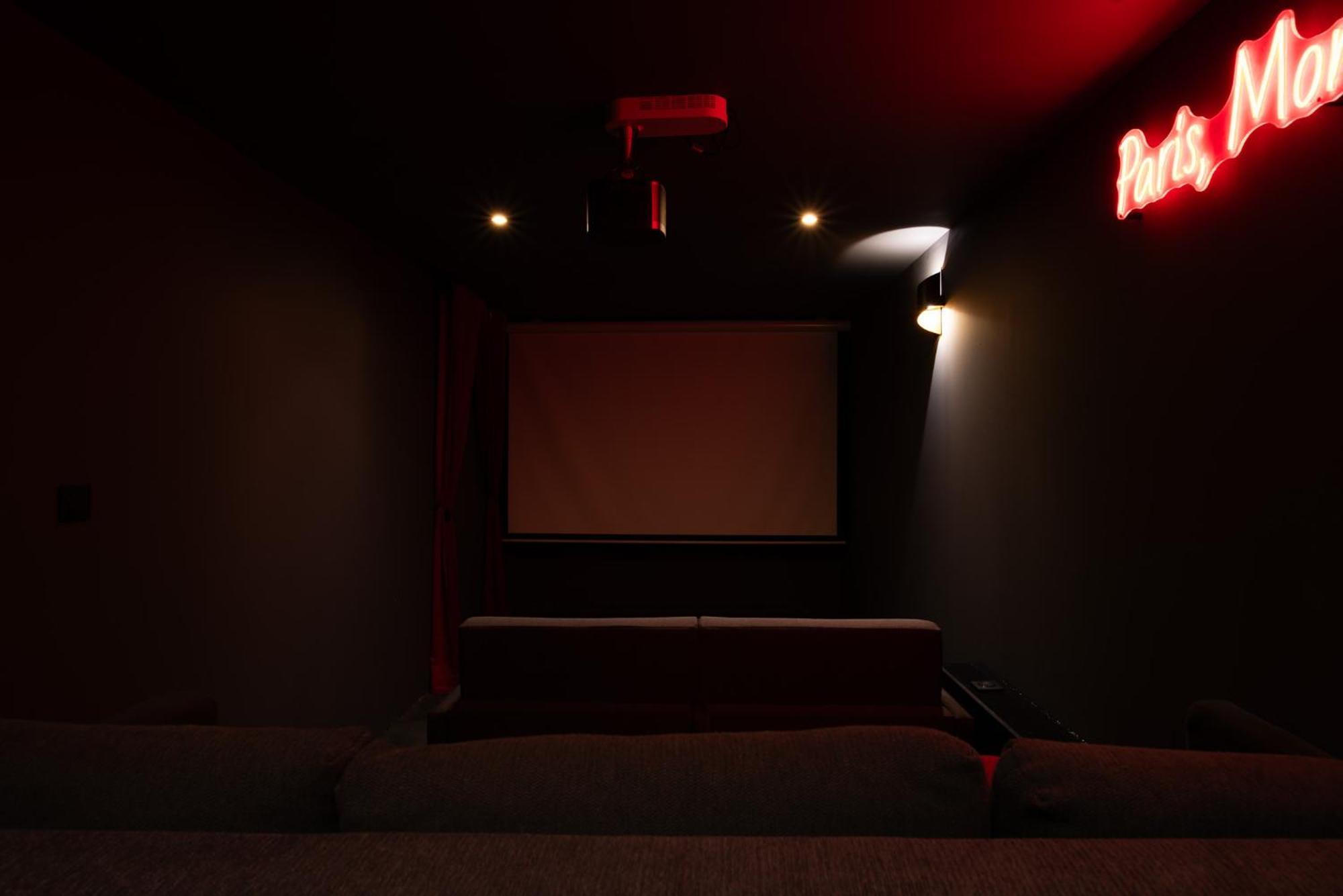 Duplex Cinema I Luxe Collection Paris